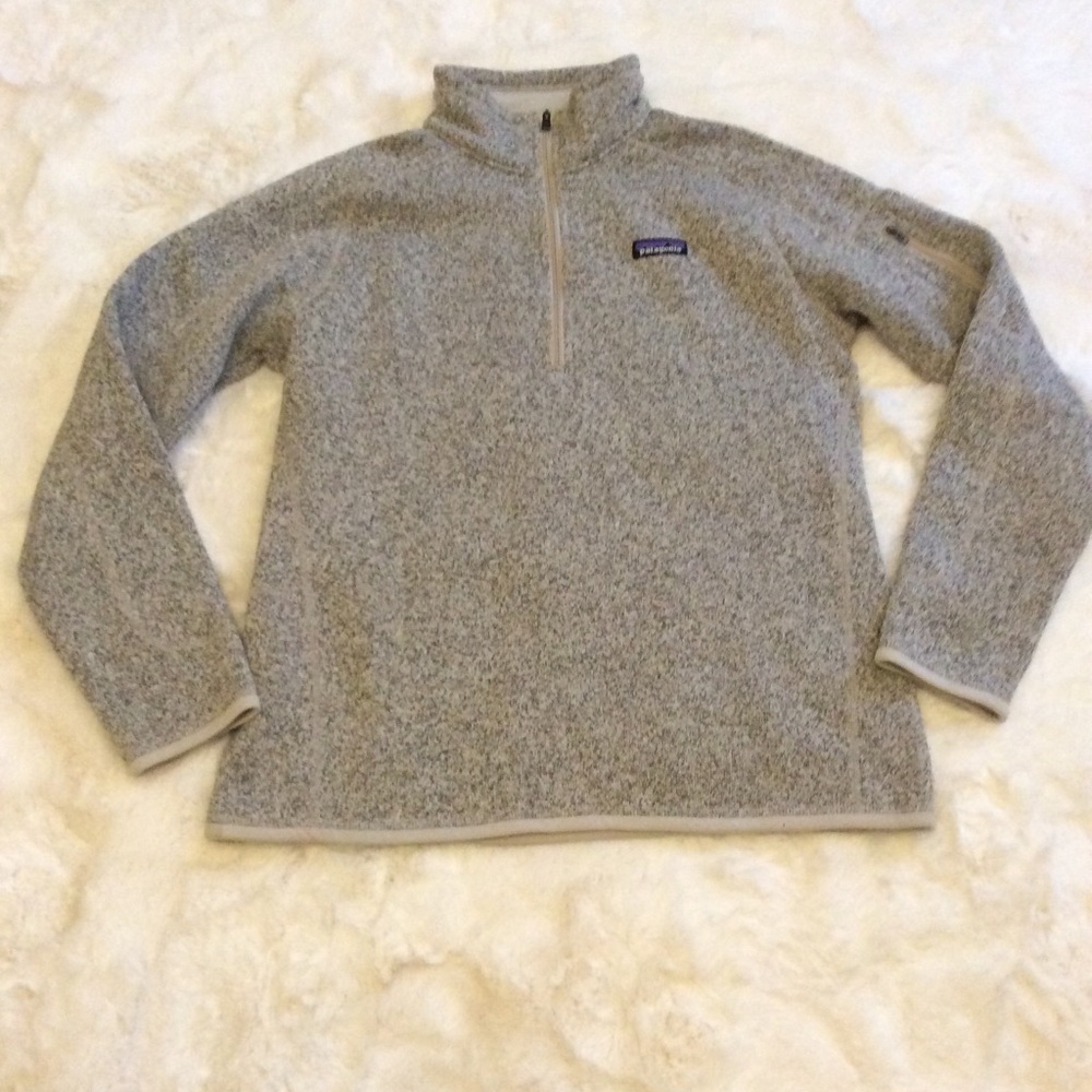 Women’s Patagonia fleece quarter zip size L